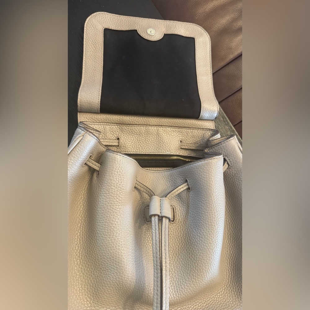 MARC JACOBS pebble leather taupe grey backpack purse gold hardware small medium - Picture 4 of 14